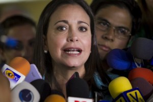 María Corina Machado: El régimen empeña el oro de nuestras reservas, saquean el país