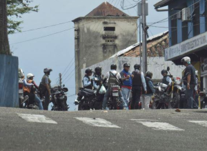 Denuncian ingreso de colectivos al Iutepal Táchira durante enfrentamiento con estudiantes (Fotos)