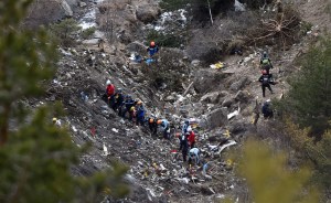 Conmoción por revelación que apunta al copiloto del avión como responsable de la tragedia