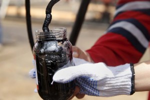 El petróleo venezolano vuelve a retroceder y cierra en $40,02