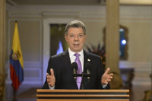 Santos pide un “esfuerzo” para acordar cese al fuego con Farc esta semana