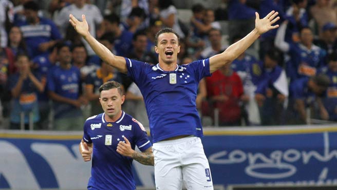 Cruzeiro goleó a Mineros de Guayana en Belo Horizonte