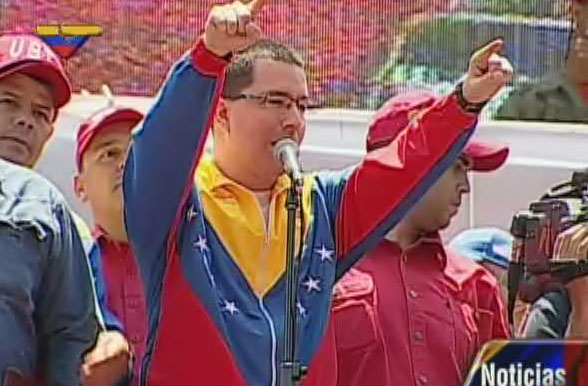 Arreaza: Trabajadores se apropiarán de las empresas cuyos patrones sigan haciendo de las suyas (Video)