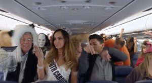Delta Airlines promociona la seguridad aérea con una parranda de memes