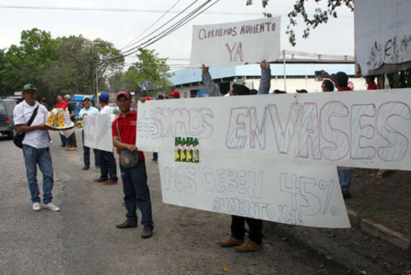 Productora estatal de envases paralizada por falta de insumos