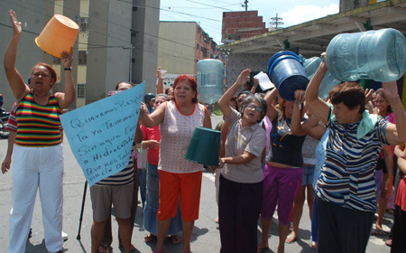 Petare lleva más de seis meses sin agua