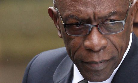 La BBC obtiene evidencia de sobornos del exdirectivo de la Fifa, Jack Warner