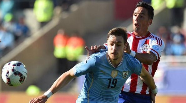 Uruguay y Paraguay empatan y avanzan a cuartos de final de la Copa América