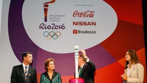 Presentan la antorcha olímpica de los Juegos de Río 2016