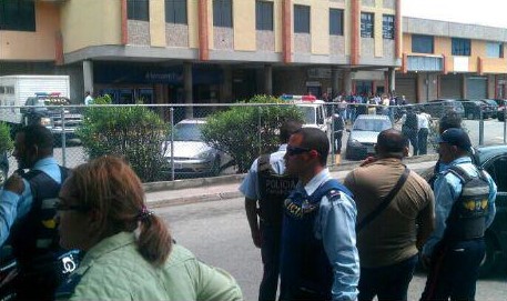Pánico generó confusión en banco de Puerto Cabello