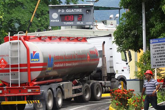 “Precios internacionales del combustible favorecen a contrabandistas”