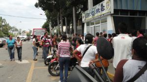 Arrestan a 21 presuntos bachaqueros en Puerto La Cruz