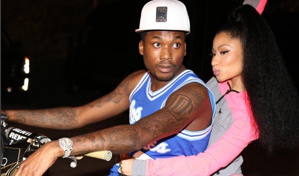 ¿Te imaginas a Nicki Minaj en moto? ¡Te lo tengo! (Fotos + Video)