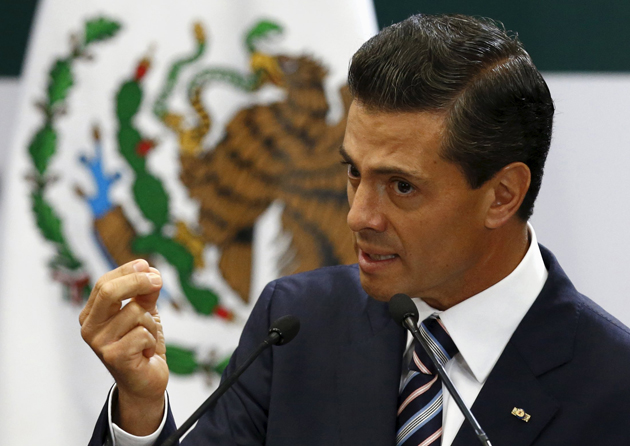 Peña Nieto plagió parte de su tesis universitaria, según una investigación