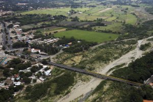 Cierre de aeropuertos en la frontera complica el acceso a Táchira