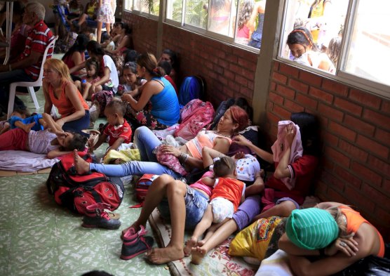  Colombianos deportados en refugios (Foto Reuters)