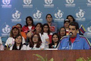 Maduro no abrirá la frontera hasta que Colombia prohíba venta de productos y ataques a la moneda