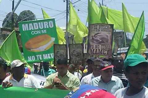 ¡Barlovento a la carga!… “Maduro con mi arepa no te metas” (protesta + fotos)