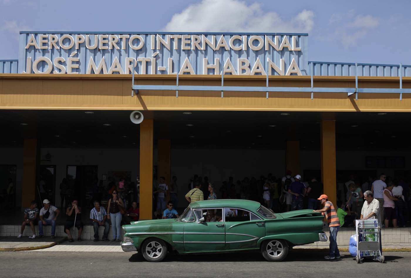 EEUU elimina varias limitaciones a viajes y comercio con Cuba