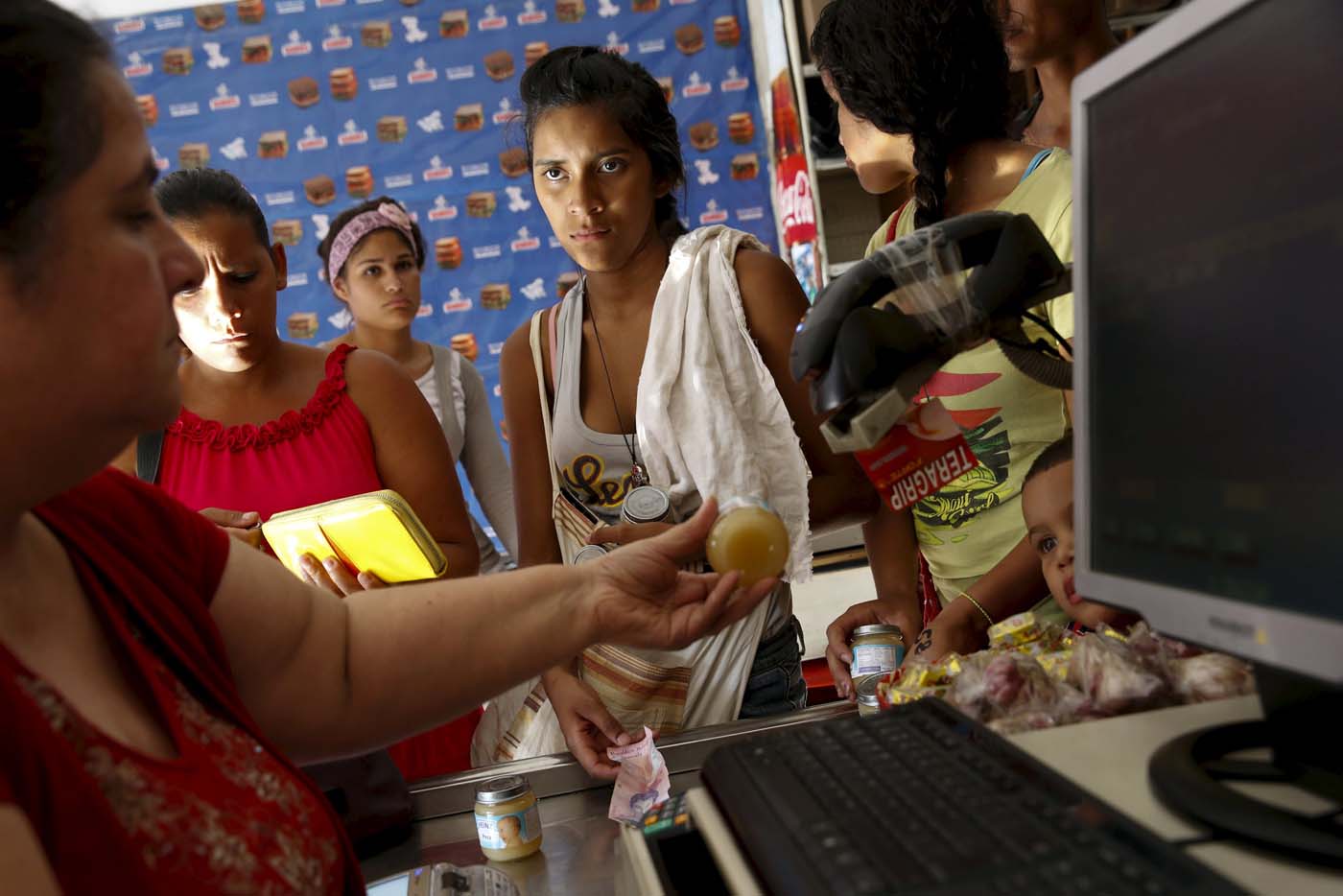 Red por la Defensa al Trabajo: Temporada navideña será de mayores limitaciones para los venezolanos (Comunicado)