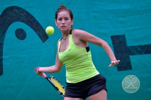 Por un pase al Futures 1 femenino del Caracas Tennis Open