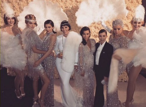 La matriarca Kardashian sopló sus 60 velas en una “sencillita” fiesta (Foto)