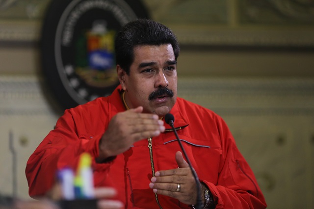 Maduro amenaza con lanzarse a la calle en caso de perder las elecciones el 6D (Video)