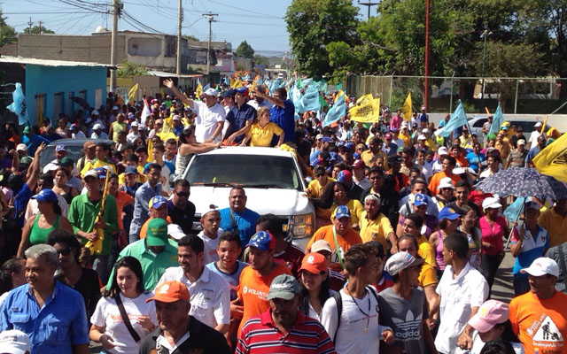 Capriles: El cambio significa que al pueblo más nunca se le violen sus derechos