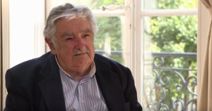 Pepe Mujica afirma que América Latina necesita una transformación productiva (Video)
