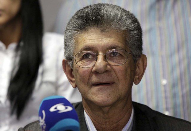Henry Ramos Allup, deputy of Venezuela's coalition of opposition parties (MUD), attends a news conference in Caracas December 29, 2015. REUTERS/Marco Bello