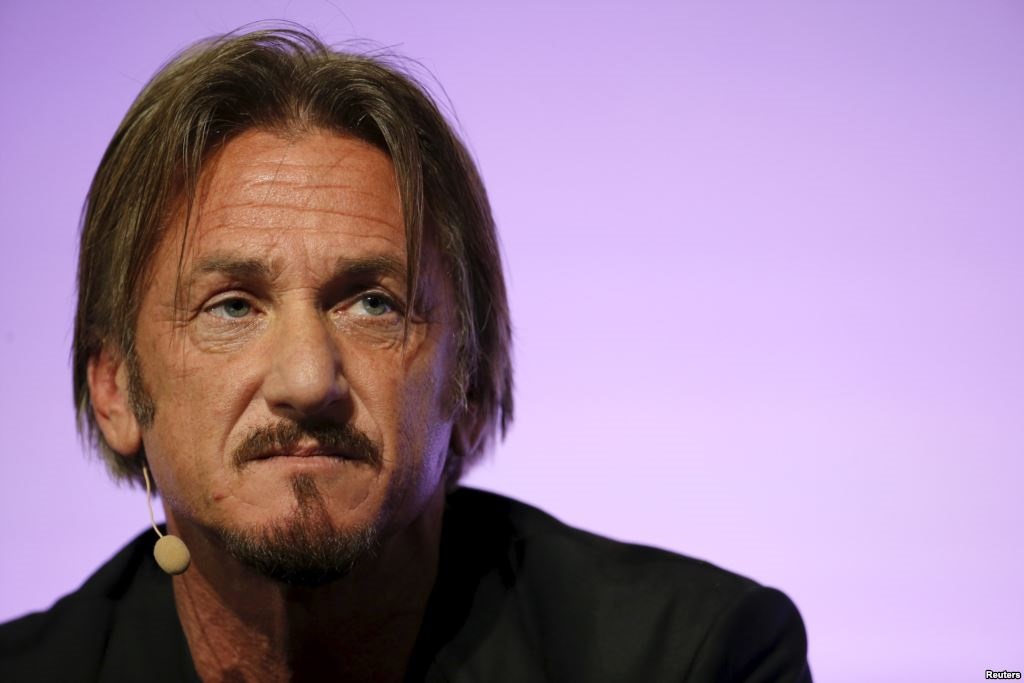 ¿Periodismo o entretenimiento? Entrevista de Sean Penn con “El Chapo” enciende debate en México