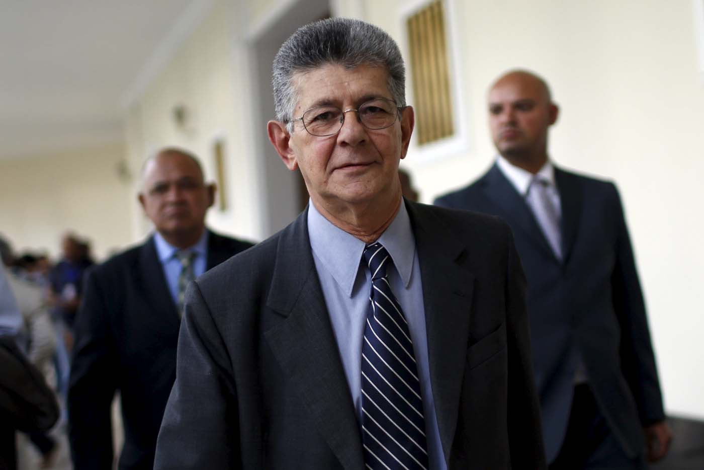 Ramos Allup: Superadas todas las expectativas en el firmazo