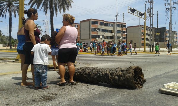 Otra vez… Nueva Esparta protesta por escasez de agua