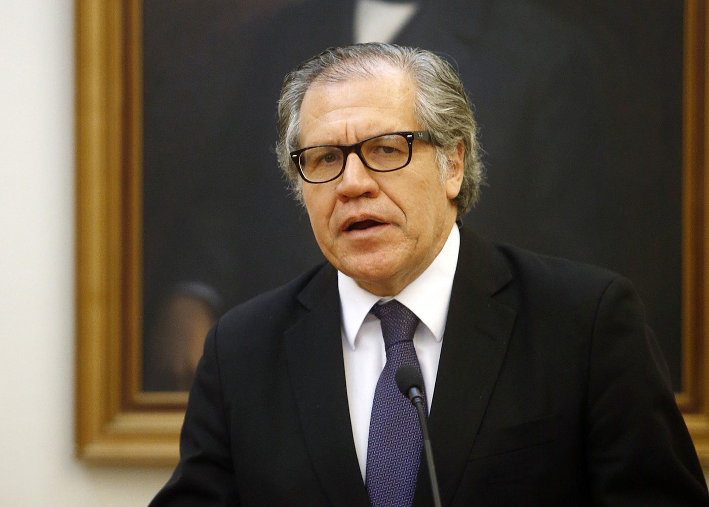 Almagro dice que ver políticos en Papeles de Panamá deja gran “sinsabor”