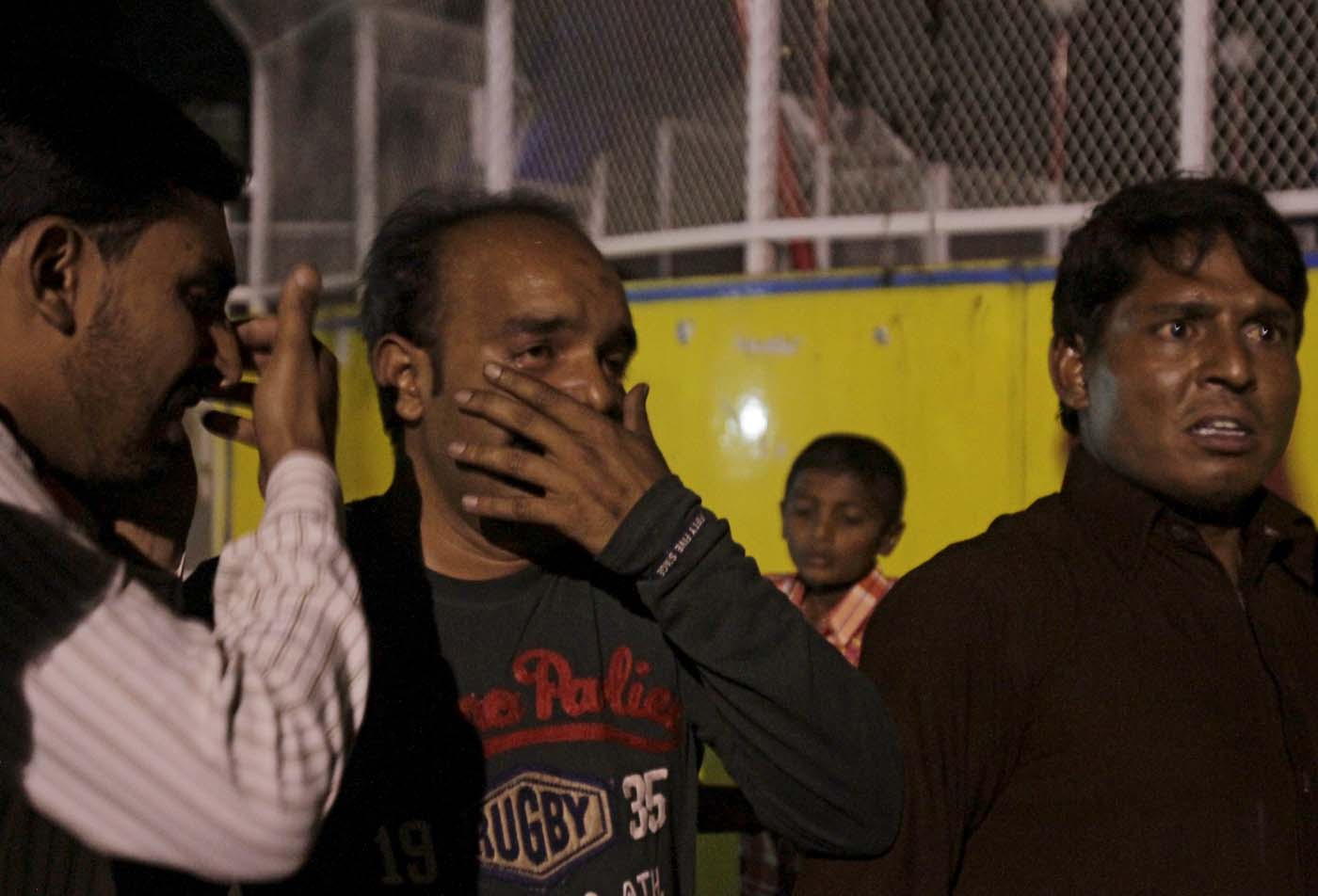 Al menos 43 muertos deja explosión en un templo en Pakistán