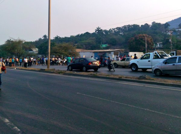 Los habitantes de Anzoátegui salieron a protestar