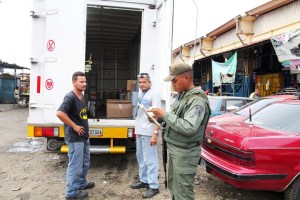 GNB supervisa ventas y camiones en mercado Las Pulgas en Zulia