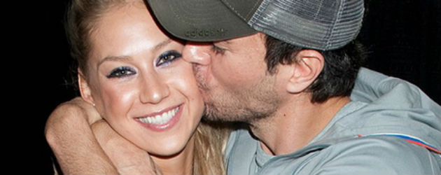 ¡Baila terrible pero se lo perdonamos! Kournikova enloquece al escuchar la nueva canción de Enrique Iglesias (VIDEOS)