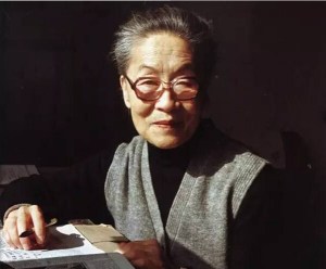 Muere a los 105 años Yang Jiang, famosa literata china que tradujo el Quijote