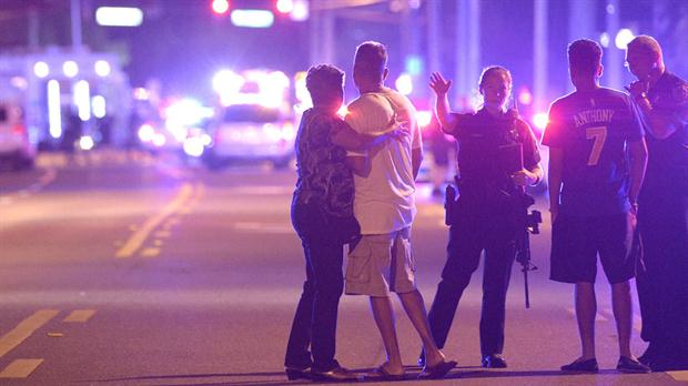 Niegan cambio de ciudad para juicio de viuda de autor de masacre de Orlando