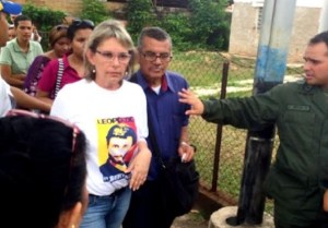 Diputada Lozano: En Bolívar se está redoblando la validación de firmas