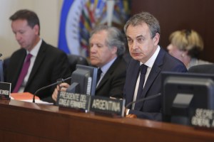 Zapatero pide apoyo a la OEA para intentar el largo, duro y difícil camino del diálogo