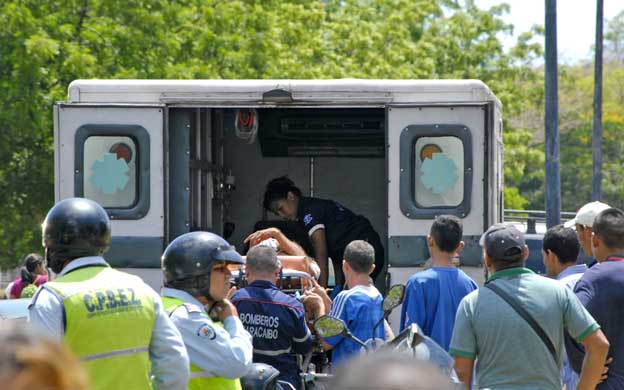 Roba con una pistola de juguete y luego lo linchan en el Zulia