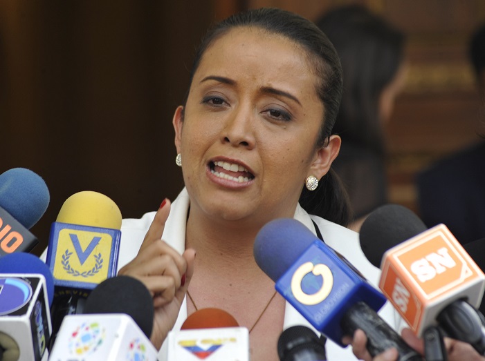 Diputada Arellano emplaza al Vaticano a ayudar a Rosmit Mantilla