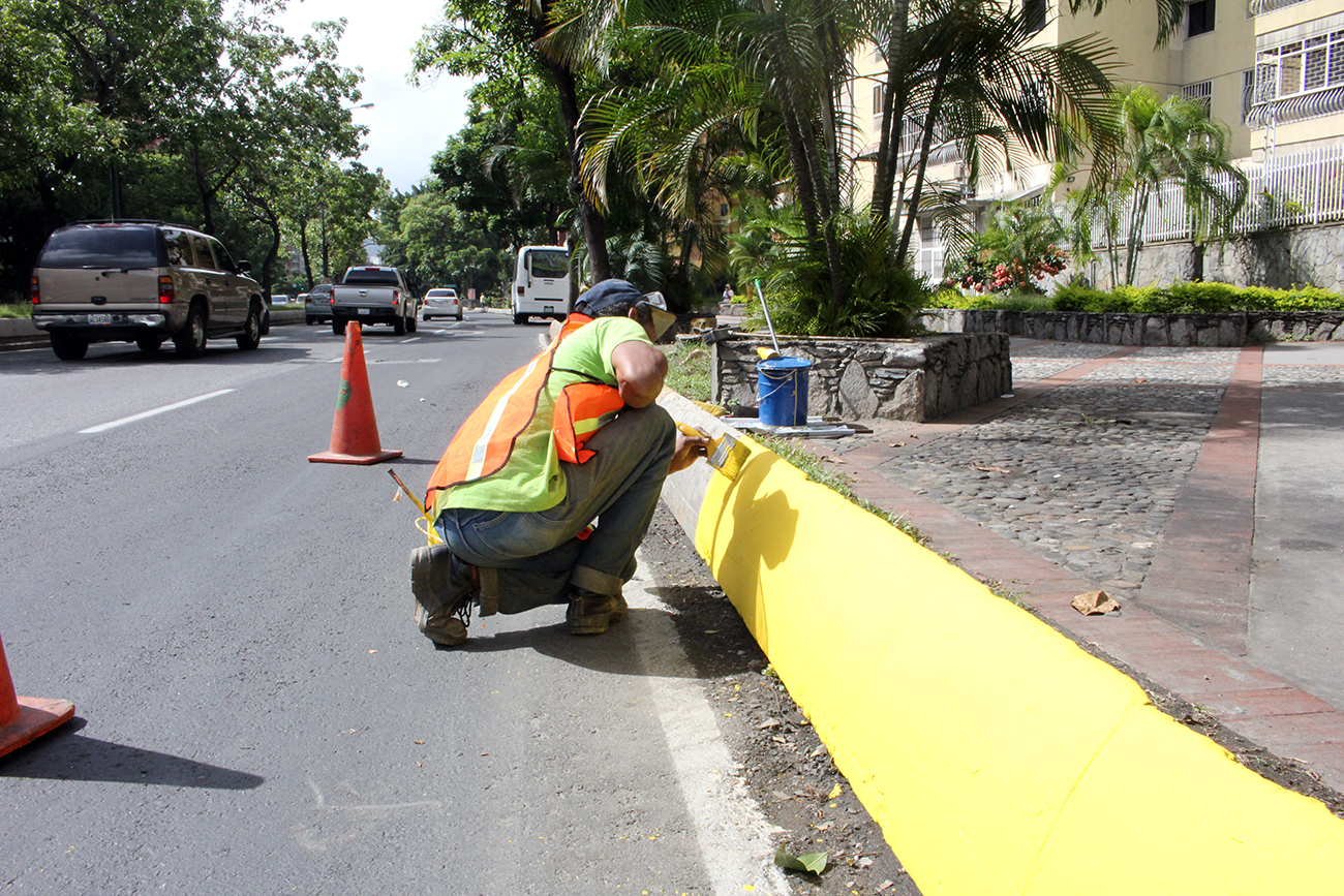 Alcaldía de Baruta rehabilita las defensas del Boulevard de El Cafetal