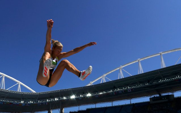 2016 Rio Olympics - Athletics - Women's Heptathlon Long Jump - Groups - Olympic Stadium - Rio de Janeiro, Brazil - 13/08/2016. Jennifer Oeser (GER) of Germany competes. REUTERS/Phil Noble FOR EDITORIAL USE ONLY. NOT FOR SALE FOR MARKETING OR ADVERTISING CAMPAIGNS.