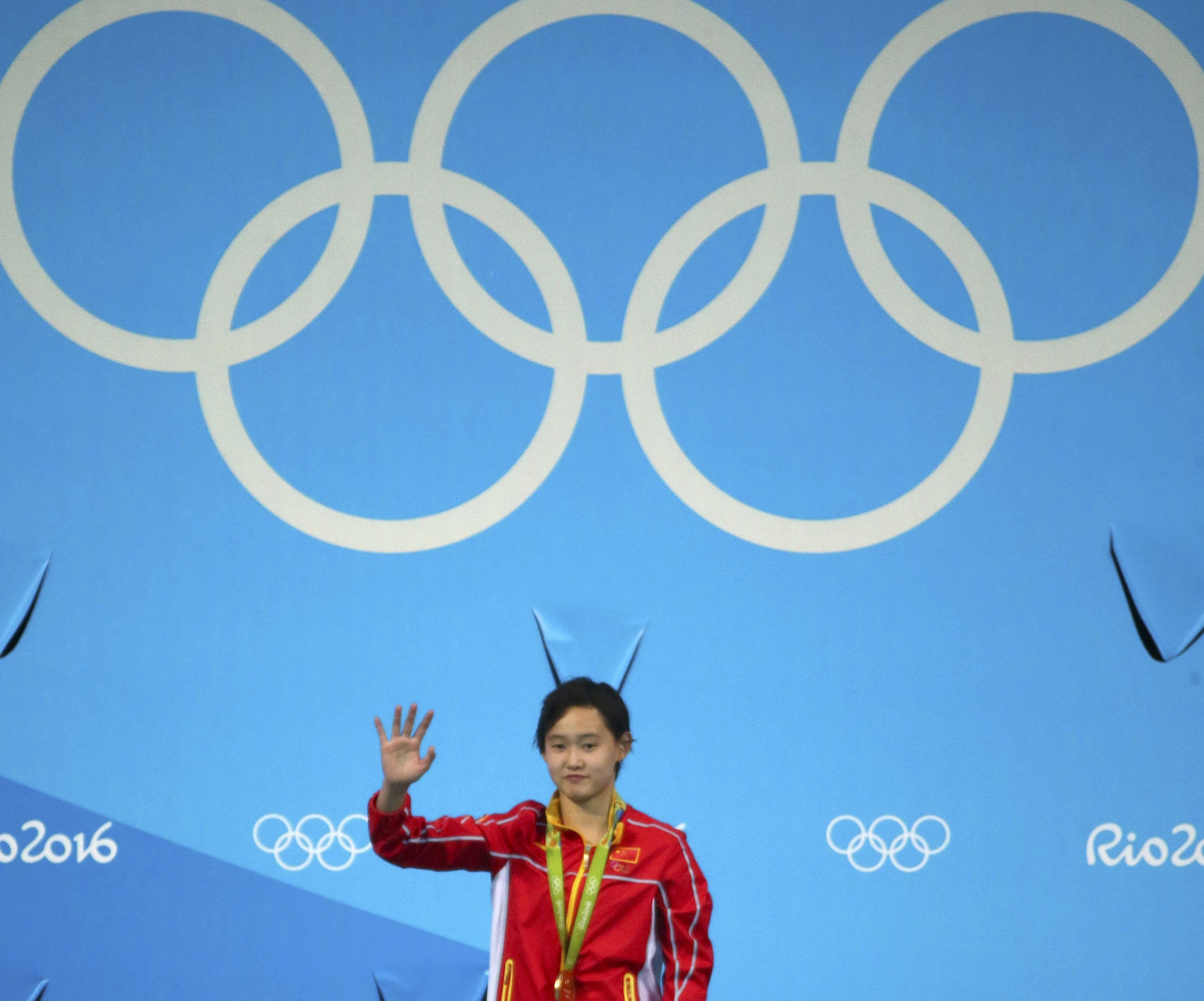La china Qian Ren gana en plataforma y es la campeona más joven de #Río2016