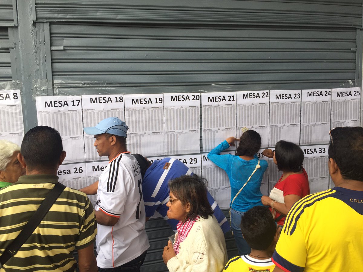 Se inicia en Caracas proceso de votación para plebiscito por la paz en Colombia (Videos)