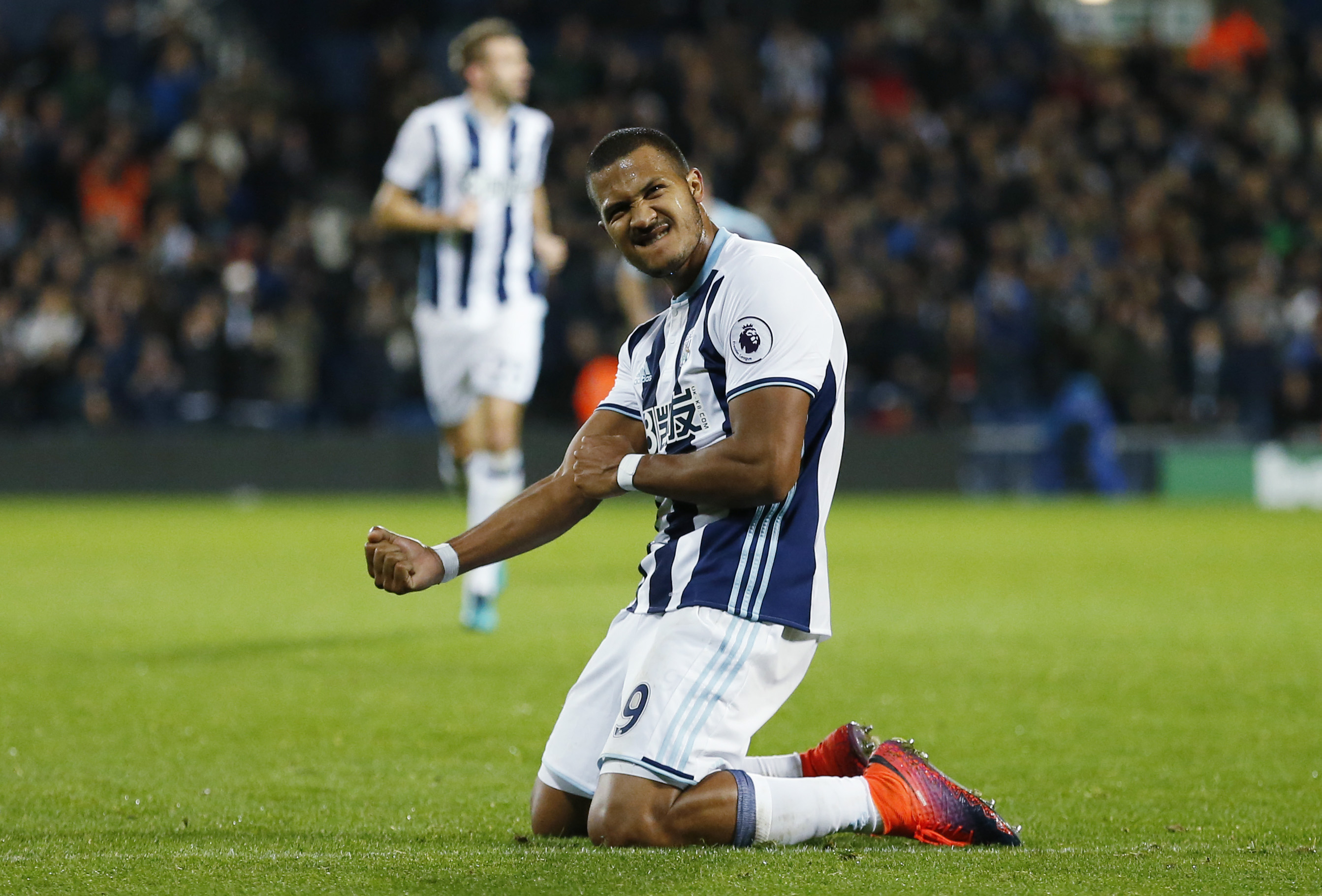 Con gol de Salomón Rondón West Brom arrolla en la Premier