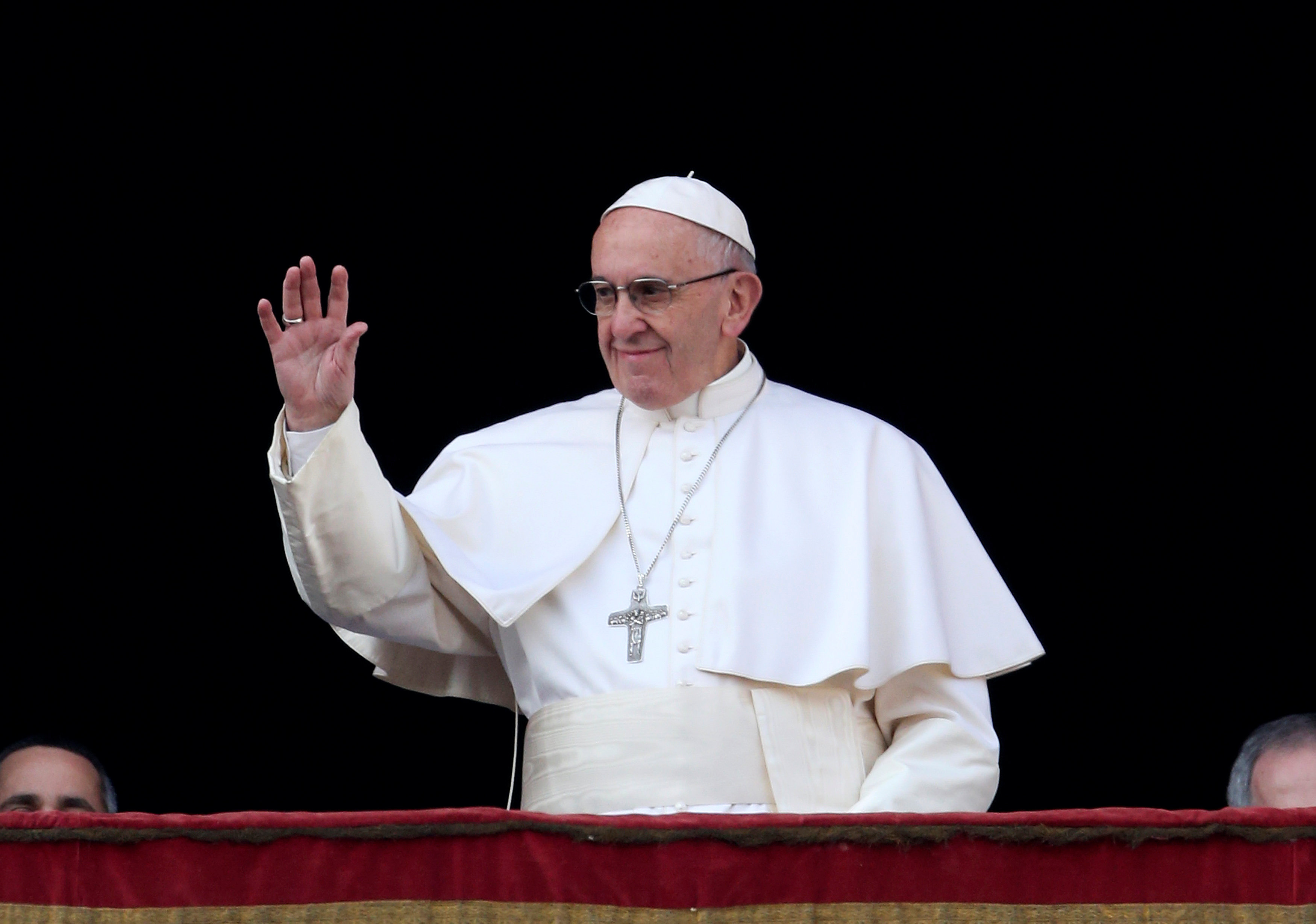 Papa Francisco llama a víctima de abusos sexuales en Argentina